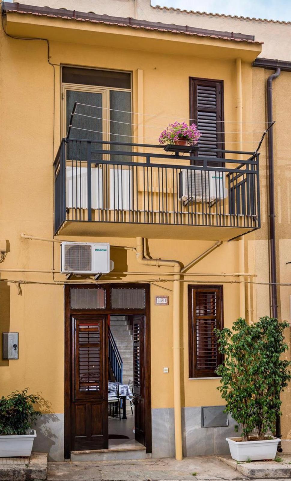 Residence Vivaldi Castellammare del Golfo Buitenkant foto